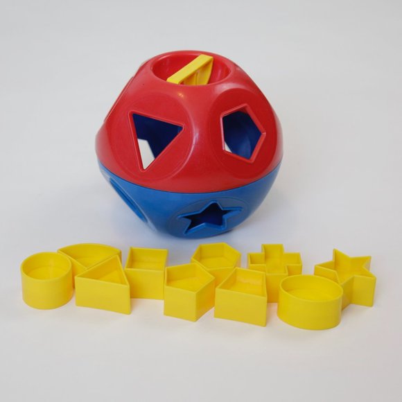 Vintage Tupperware Tuppertoys Shape Sorter Rattle Ball, Toddler/Kids/Child's Toy - Picture 1 of 7